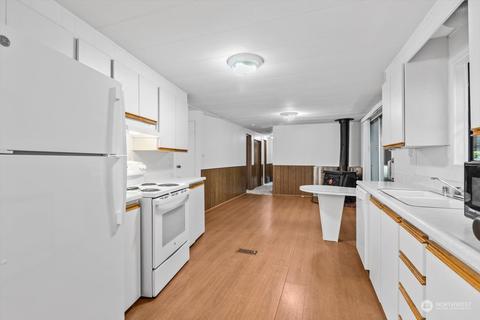 12806 NE 189th St, Bothell, WA 98011 photo 6