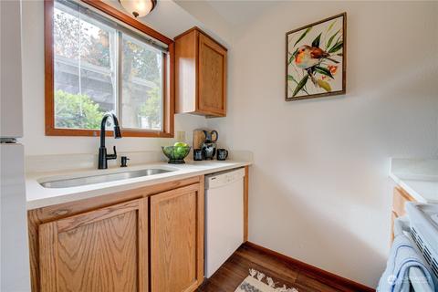 18910 Bothell Everett Hwy #J3, Bothell, WA 98012 photo 7