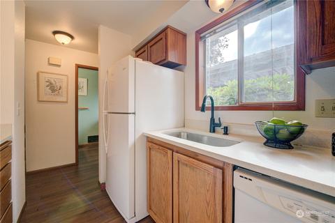 18910 Bothell Everett Hwy #J3, Bothell, WA 98012 photo 8