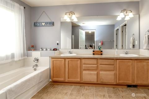 2304 193rd St E, Spanaway, WA 98387 photo 22