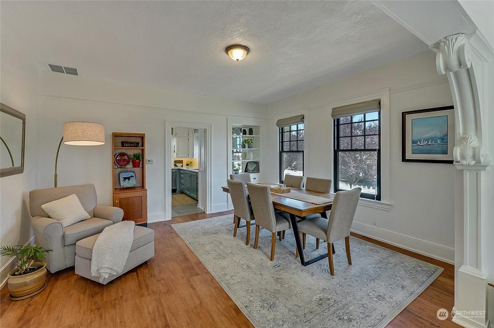  1404 10th St, Anacortes, WA 98221 photo 8
