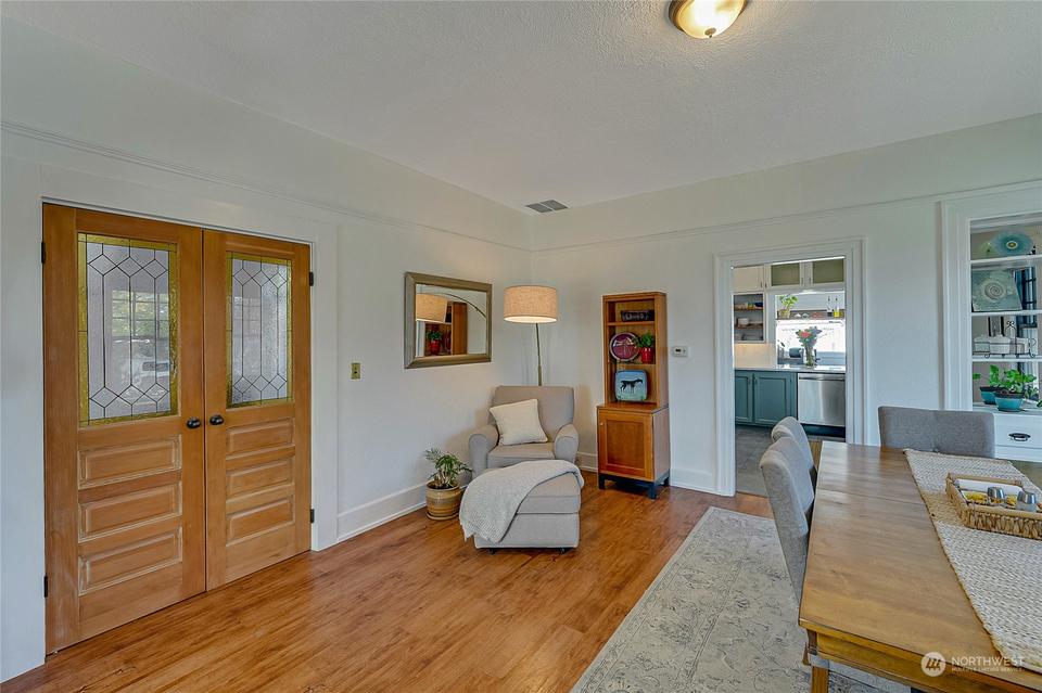  1404 10th St, Anacortes, WA 98221 photo 7