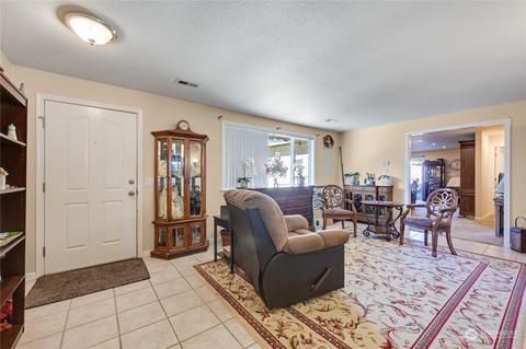 1201 124th Pl SE, Everett, WA 98208 photo 3