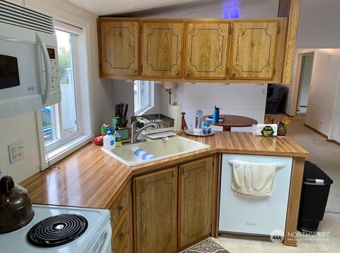 12800 NE 197th Pl, Bothell, WA 98011 photo 28