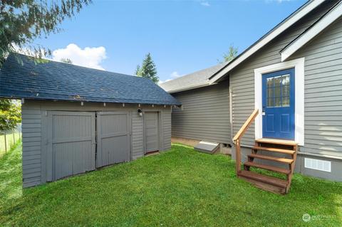 1970 Mchugh Ave, Enumclaw, WA 98022 photo 4