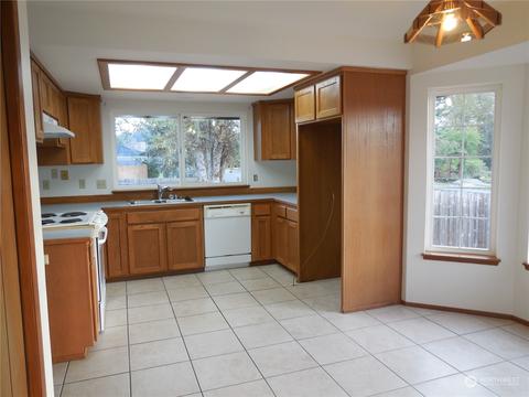 972 Cedar St, Sequim, WA 98382 photo 7