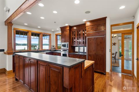 6920 E Grapeview Loop Rd, Allyn, WA 98524 photo 11