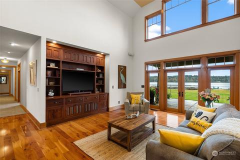 6920 E Grapeview Loop Rd, Allyn, WA 98524 photo 7