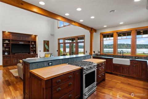 6920 E Grapeview Loop Rd, Allyn, WA 98524 photo 8