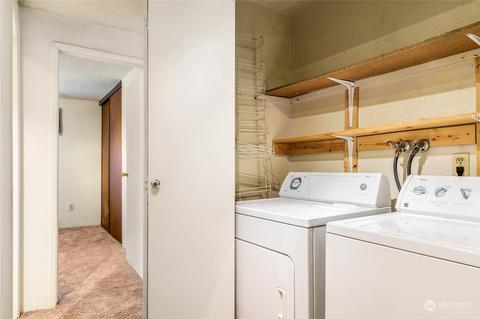 820 E Cady Rd #C203, Everett, WA 98203 photo 5