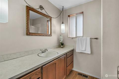 719 90th Pl SE, Everett, WA 98208 photo 16