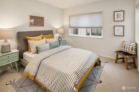 1922 E John St, Seattle, WA 98112 photo 18