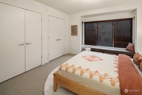 1922 E John St, Seattle, WA 98112 photo 14