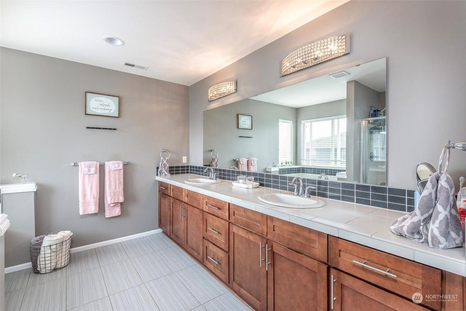  19503 20th Ave E, Spanaway, WA 98387 photo 24
