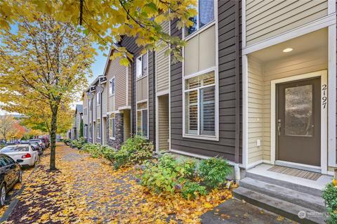 2197 NW Talus Dr, Issaquah, WA 98027
