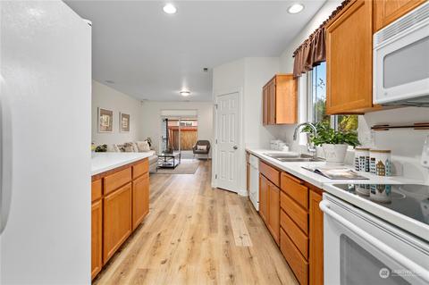 15304 45th St E, Sumner, WA 98390 photo 24