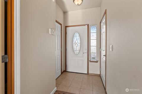 7724 197th Street Ct E, Spanaway, WA 98387 photo 3