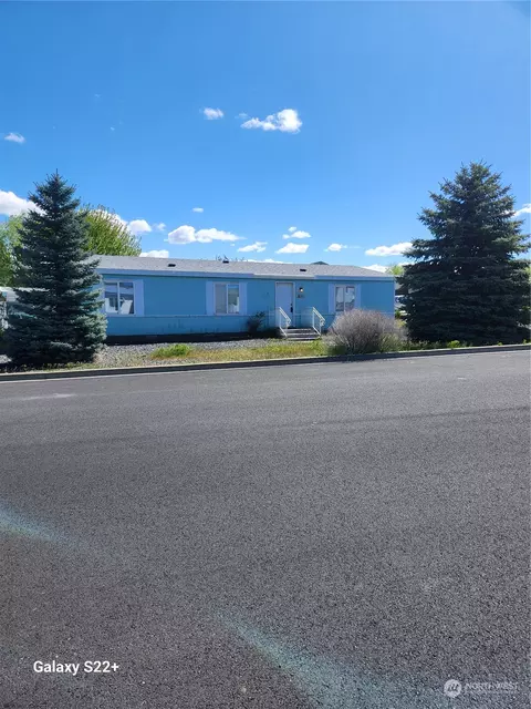602 SE Hilltop Dr, Ephrata, WA 98823