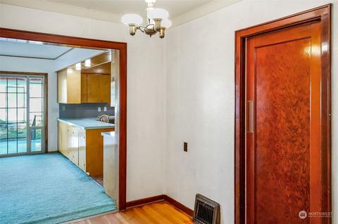 215 E 5th St, Lind, WA 99341 photo 9