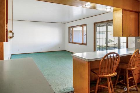 215 E 5th St, Lind, WA 99341 photo 13