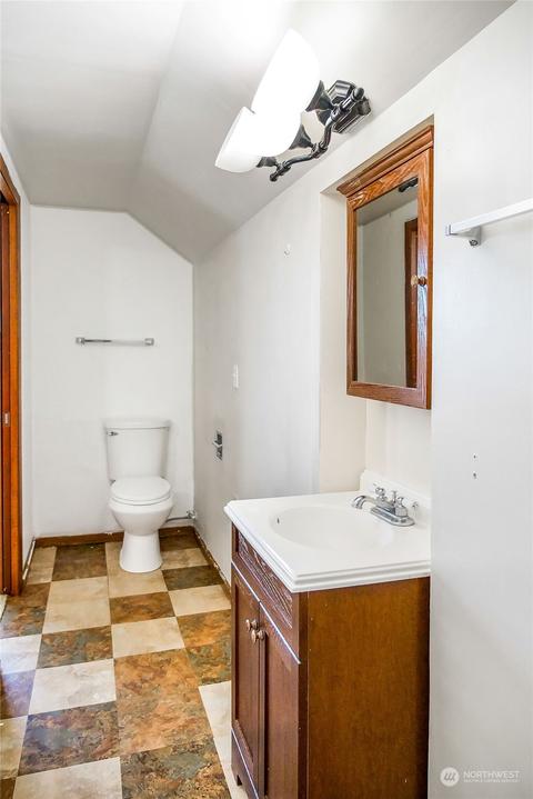 215 E 5th St, Lind, WA 99341 photo 25