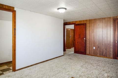215 E 5th St, Lind, WA 99341 photo 24