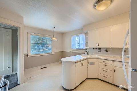 2110 63rd St SE, Everett, WA 98203 photo 4