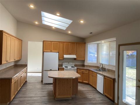 14918 147th Street Ct E, Orting, WA 98360 photo 10