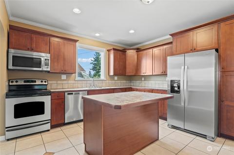 1579 Sorenson Ave, Enumclaw, WA 98022 photo 17