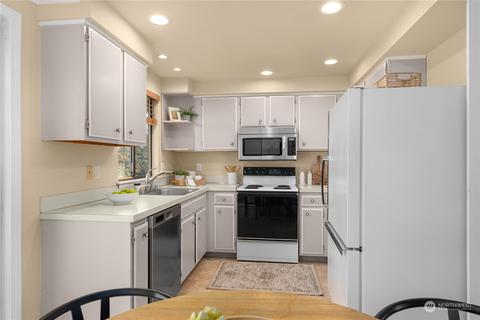 113 239th Pl SW, Bothell, WA 98021 photo 8