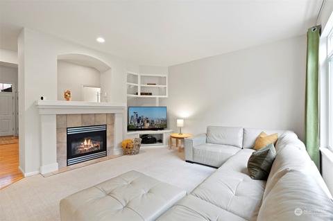 17807 31st Dr SE, Bothell, WA 98012 photo 2