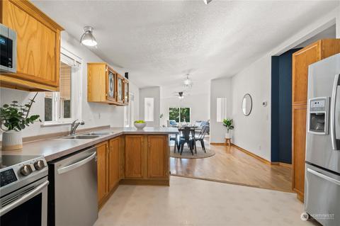 30 E Joyce Ln, Belfair, WA 98528 photo 2