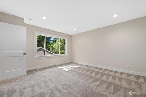725 Edmonds Way, Edmonds, WA 98020 photo 22