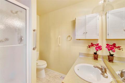 22215 49th Ave SE, Bothell, WA 98021 photo 15
