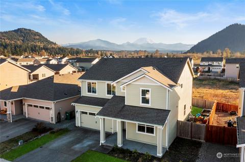 528 Petersen Dr E, Enumclaw, WA 98022 photo 2