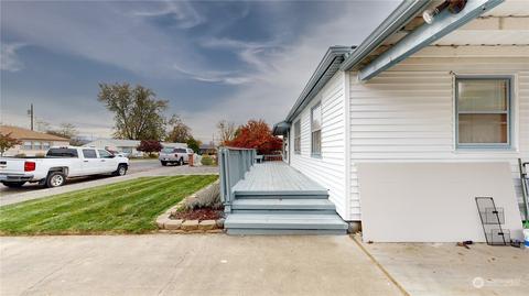 109 Cascade Dr, Walla Walla, WA 99362 photo 2