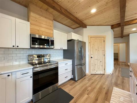 682 Lakeview Dr, Sequim, WA 98382 photo 15