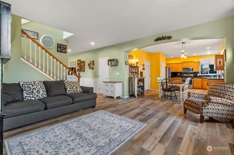 7152 Radius Loop SE, Lacey, WA 98513 photo 2