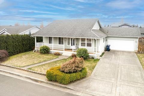 2005 Heartland Dr, Lynden, WA 98264