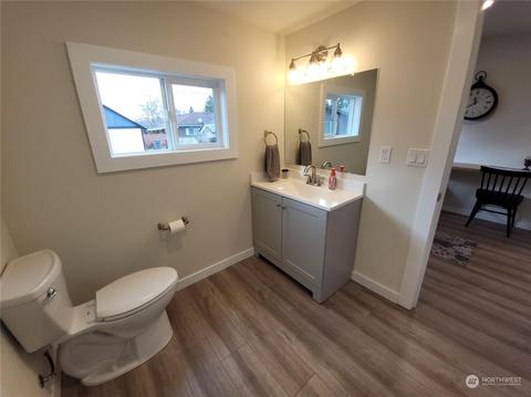 1246 Pioneer St, Enumclaw, WA 98022 photo 24
