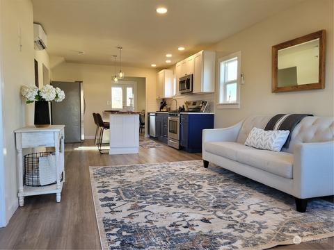 1246 Pioneer St, Enumclaw, WA 98022 photo 5