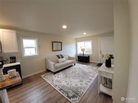 1246 Pioneer St, Enumclaw, WA 98022 photo 7
