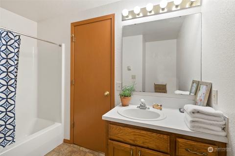271 E Madrona Pkwy, Grapeview, WA 98546 photo 23