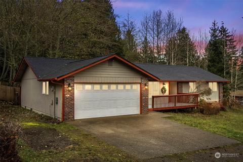 271 E Madrona Pkwy, Grapeview, WA 98546 photo 2