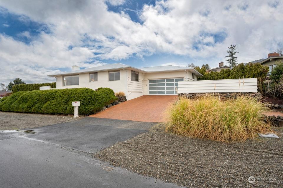  4220 SW 109th St, Seattle, WA 98146 photo 35