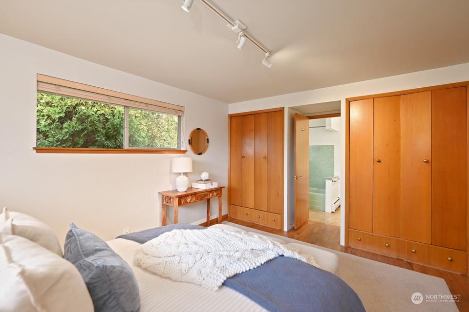  4220 SW 109th St, Seattle, WA 98146 photo 27
