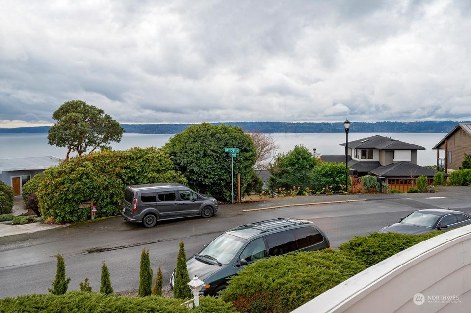  4220 SW 109th St, Seattle, WA 98146 photo 17
