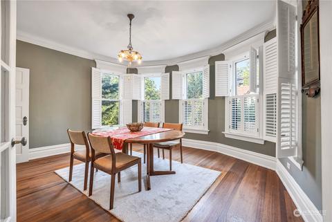 1009 Summit Ave E, Seattle, WA 98102 photo 9