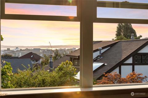 1009 Summit Ave E, Seattle, WA 98102 photo 16