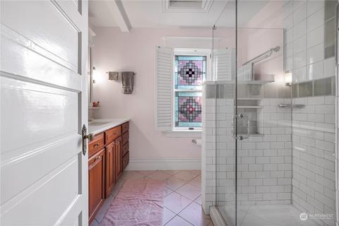 1009 Summit Ave E, Seattle, WA 98102 photo 22